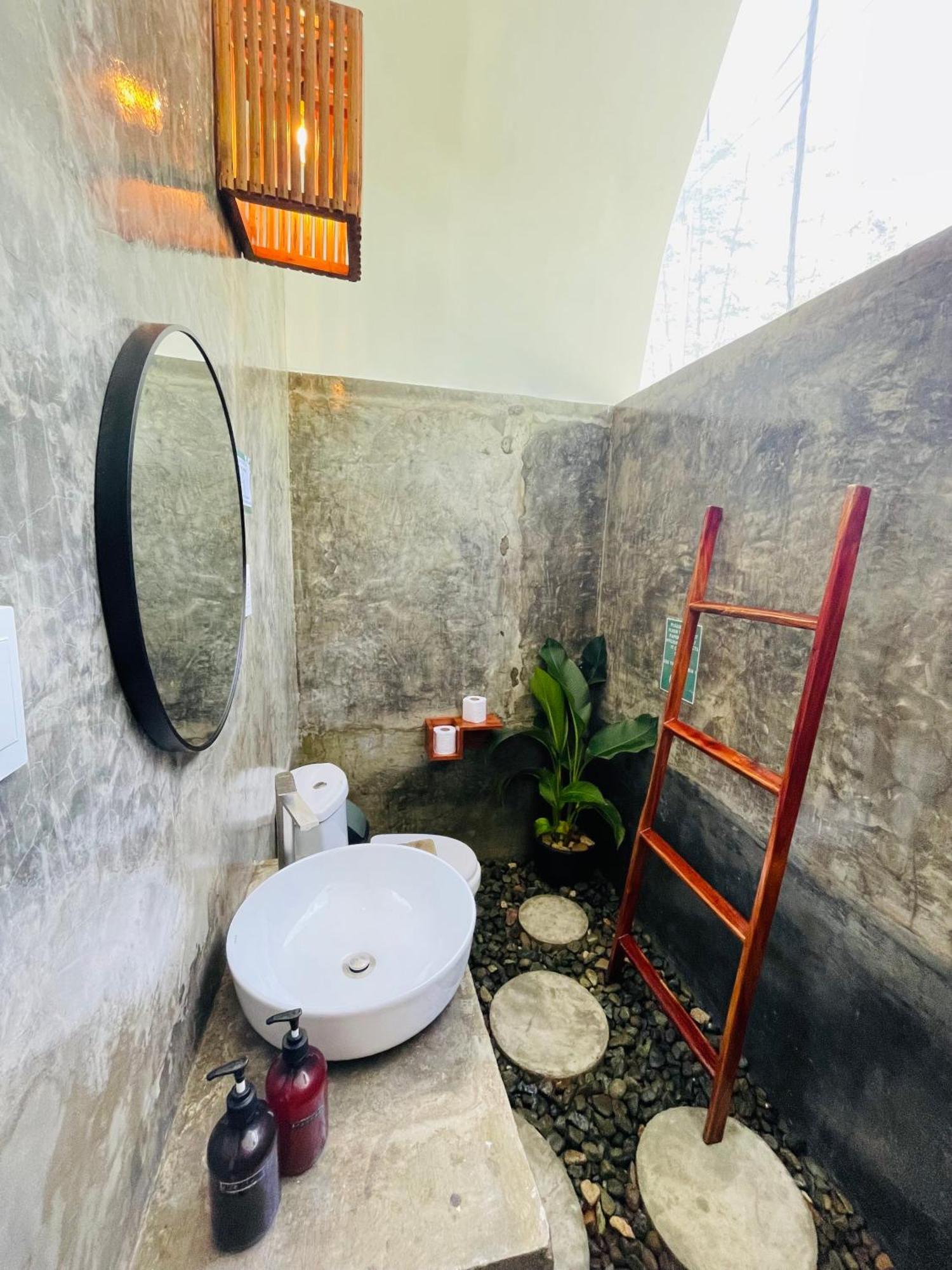 Maayong Hostel (Adults Only) Moalboal Exterior photo